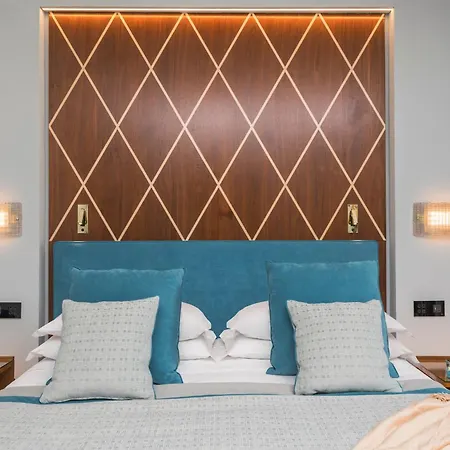Bettoja Mediterraneo Hotel