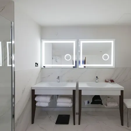 بيتوجا ميديتيرانيو 4* روما